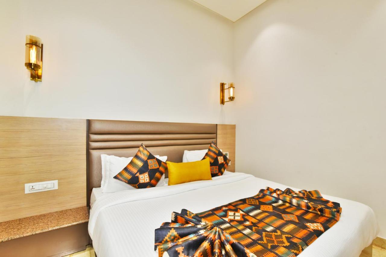 Hotel Infa Amritsar Buitenkant foto
