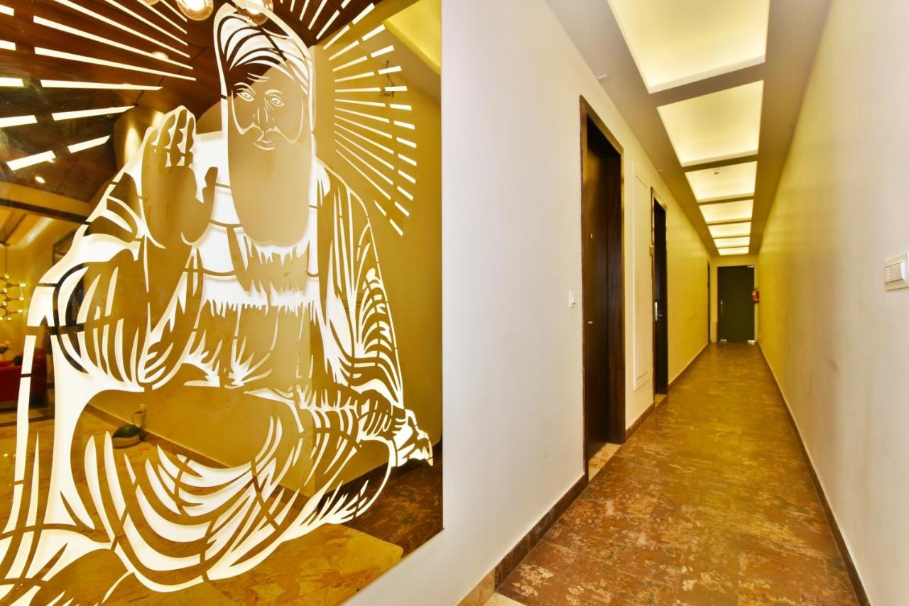 Hotel Infa Amritsar Buitenkant foto