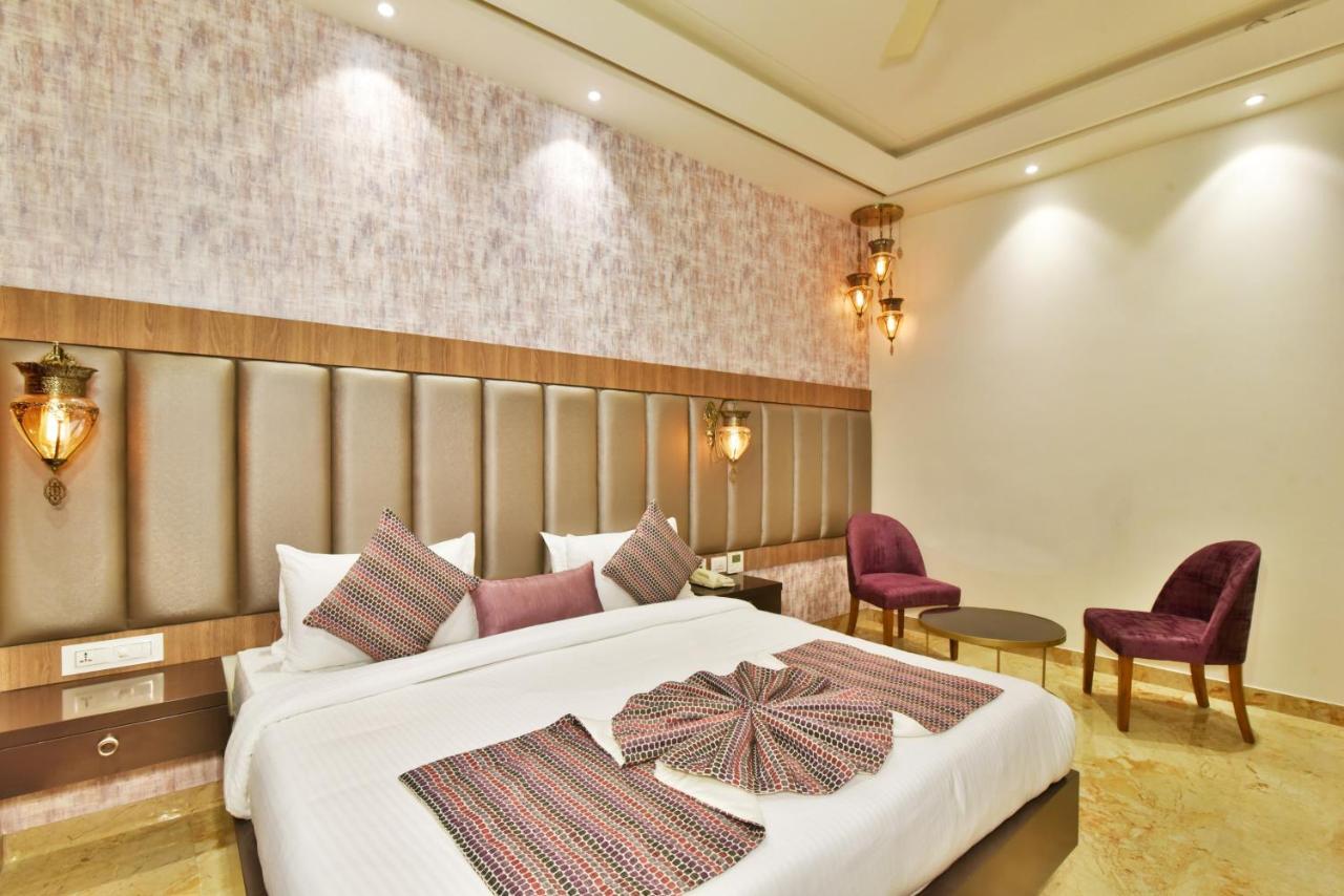 Hotel Infa Amritsar Buitenkant foto