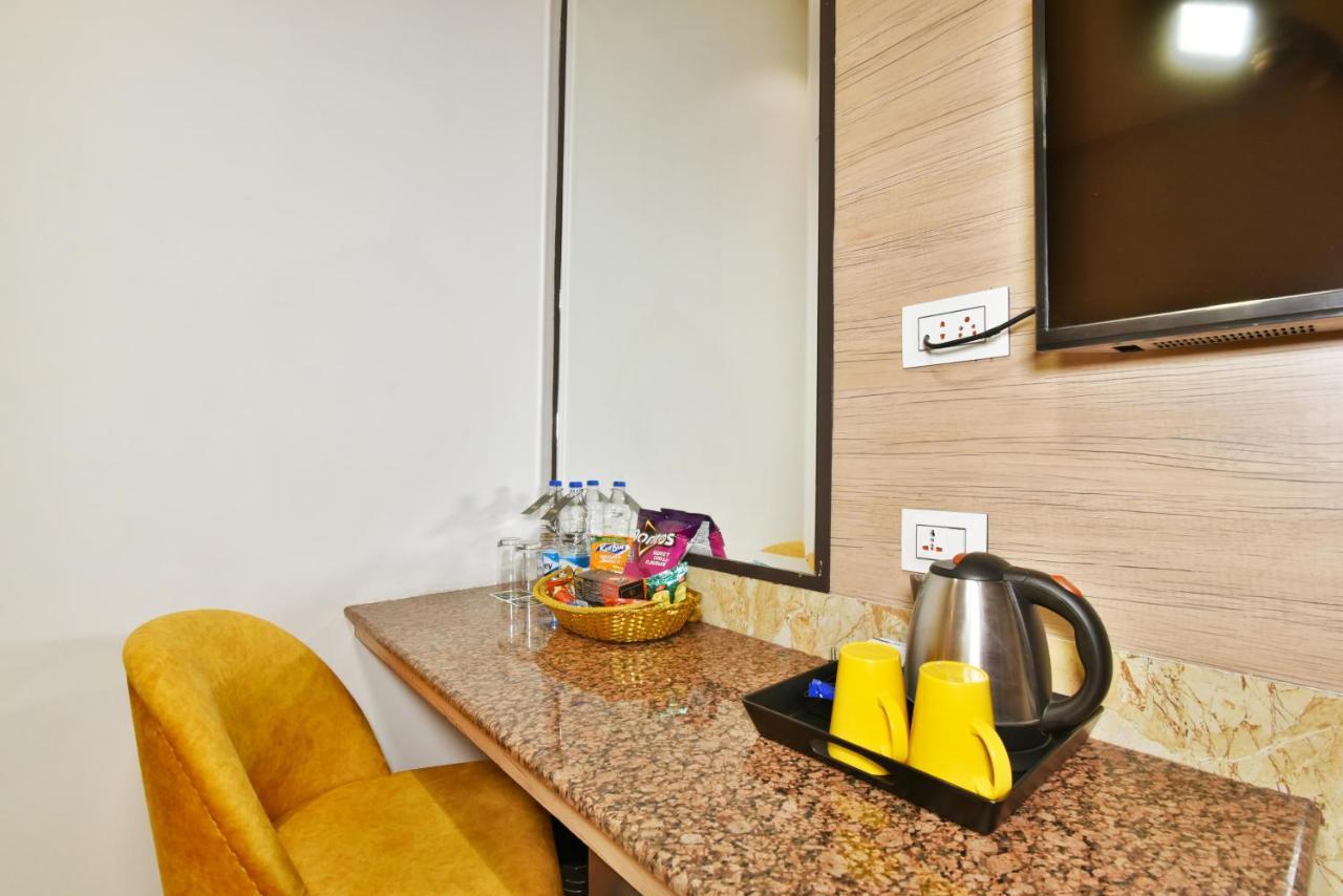 Hotel Infa Amritsar Buitenkant foto